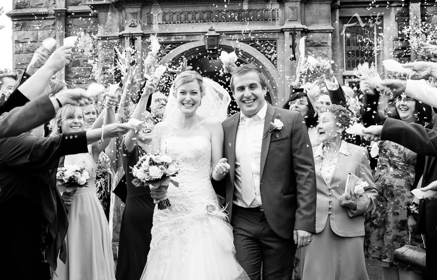 Read more about the article Wedding Photographer Margam Park – Louise & James