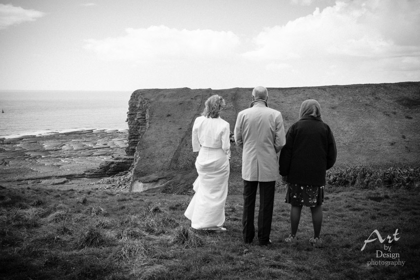 wedding photographer nash point lighthouse