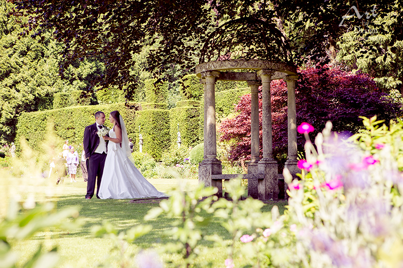 wedding photography miskin manor