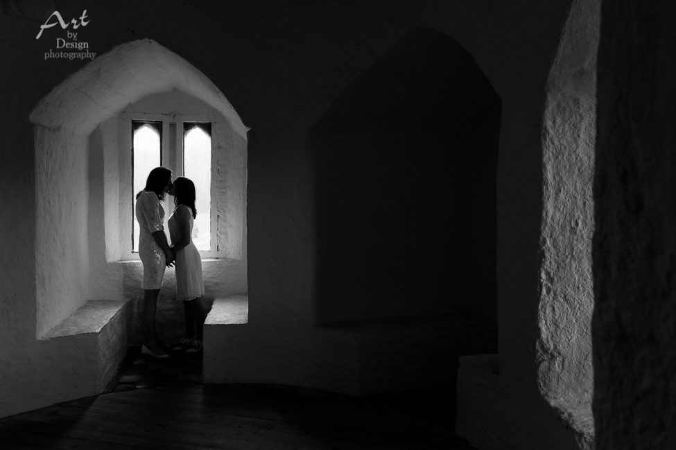 wedding photographer manorbier castle