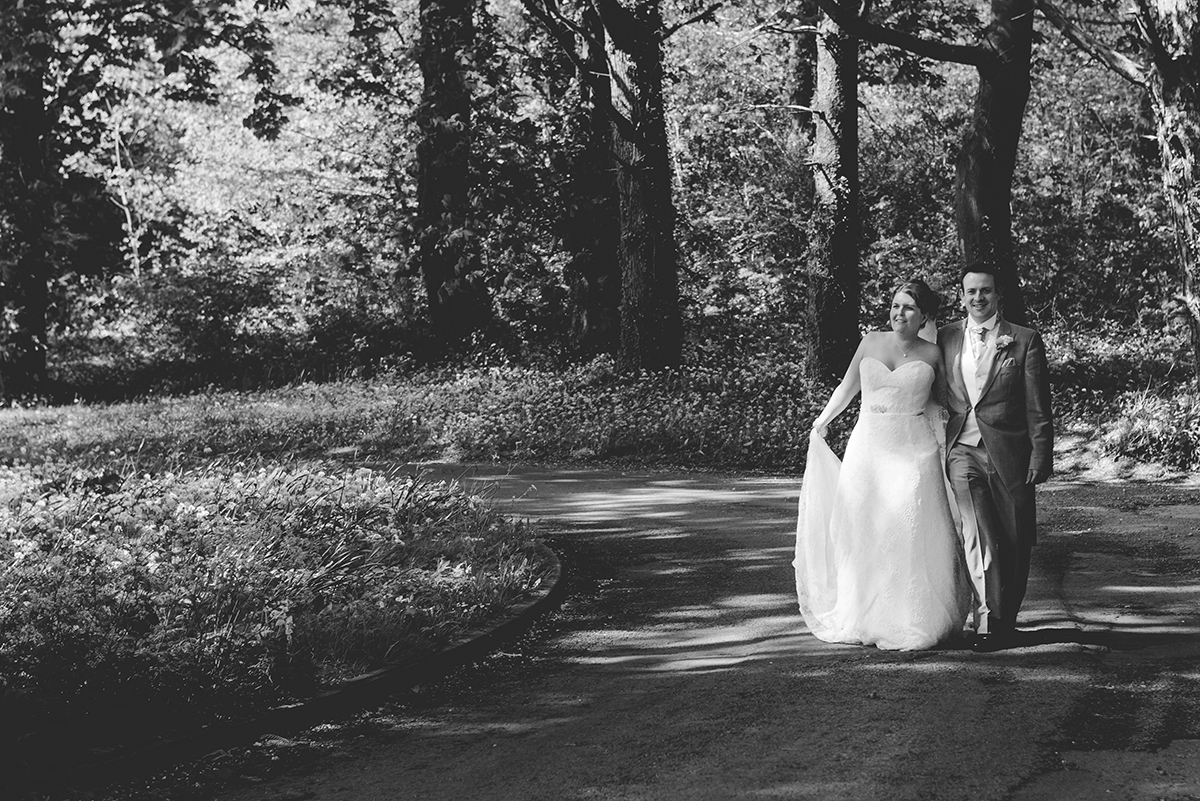 Read more about the article Gemma & David – Wedding Photographer Coed-y-Mwstwr