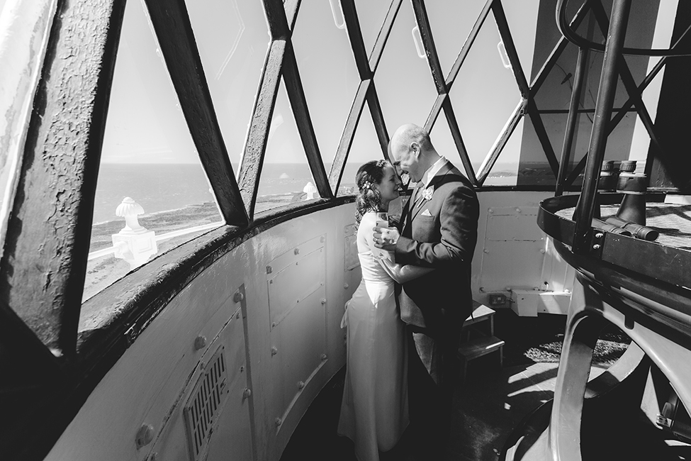 wedding photography nash point lighthouse