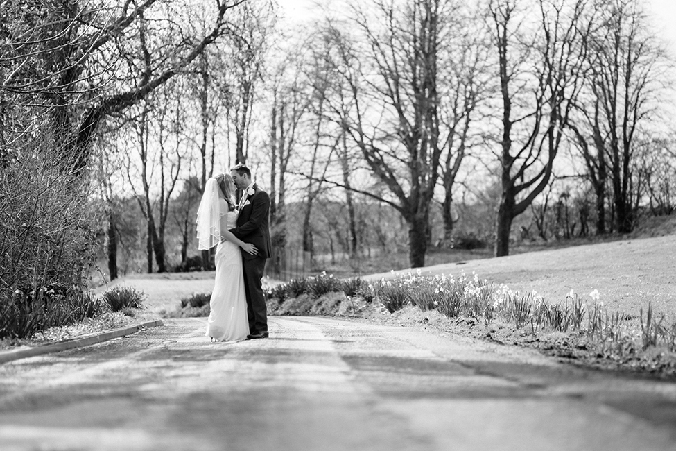 wedding photography coed-y-mwstwr hotel