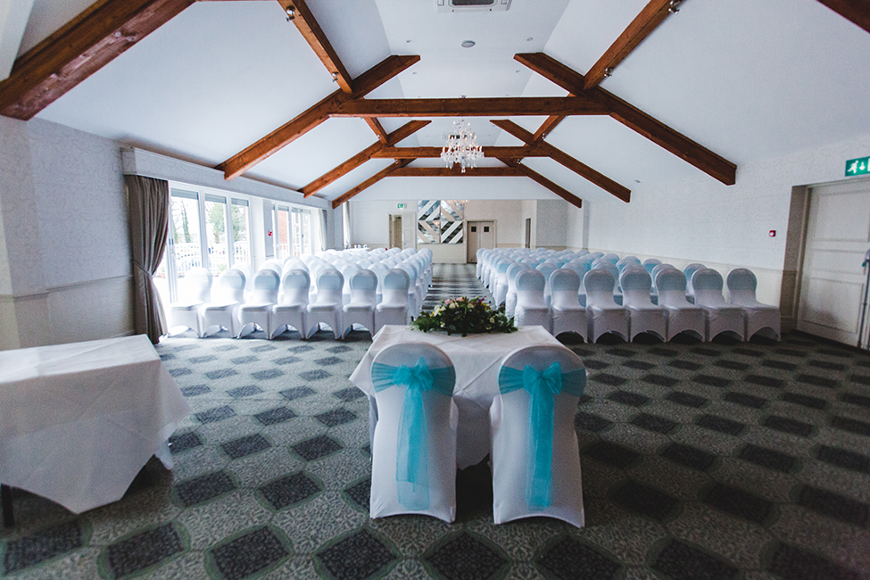 wedding photography coed-y-mwstwr hotel