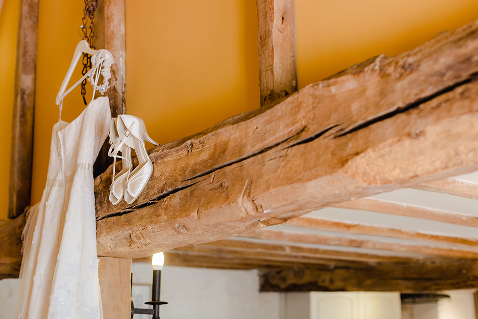 wedding photography barn at brynich