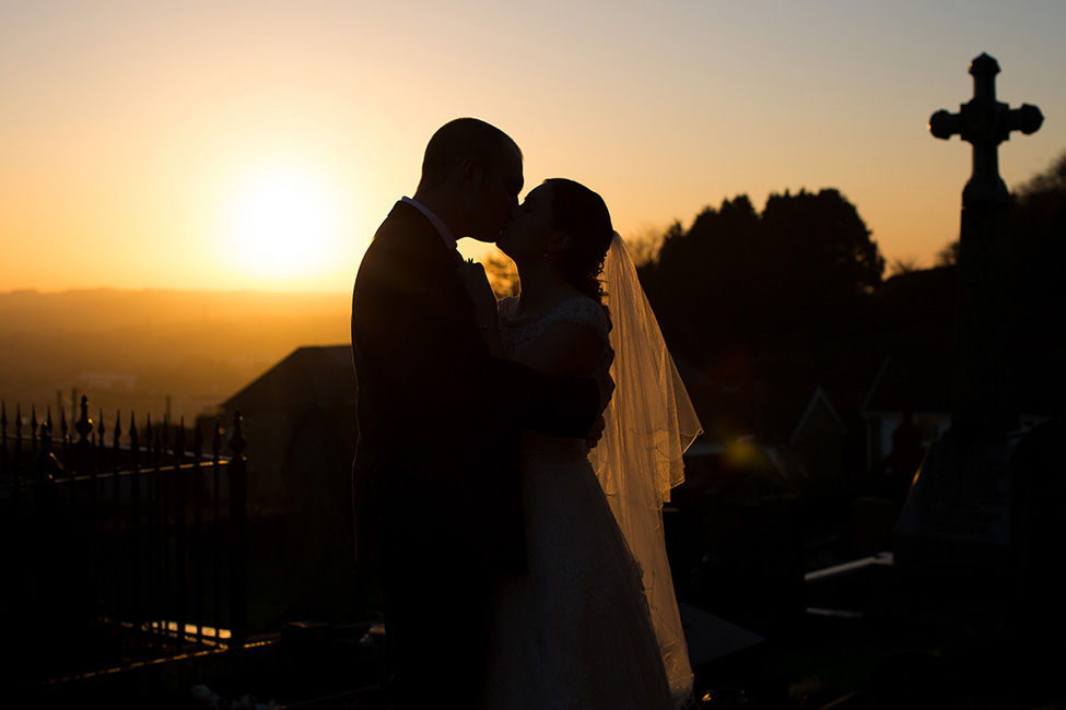 Read more about the article Vale Resort Hotel Wedding Photographer | Ffion & Tom
