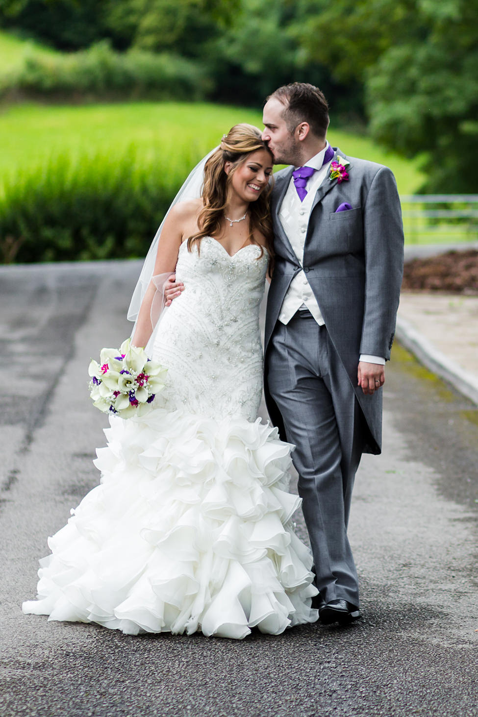 Read more about the article Cwrt Bleddyn Hotel Wedding Photography | Art by Design