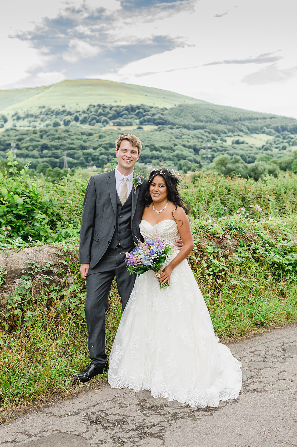 rustic welsh wedding | Vintage wedding photography