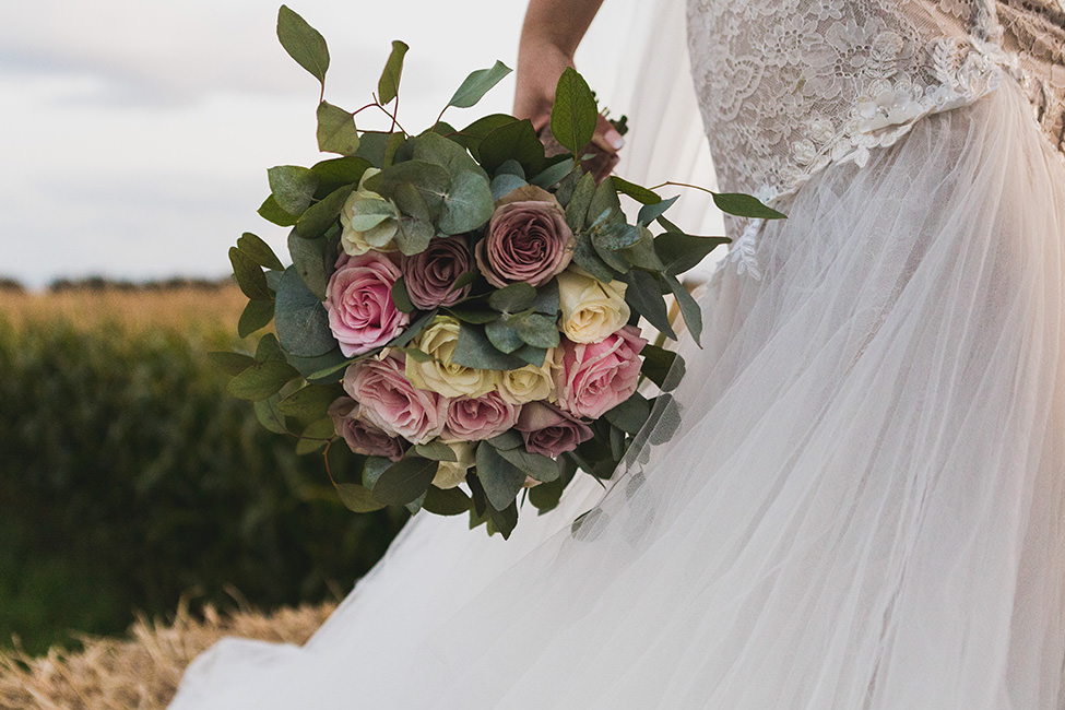 wedding bouquet south wales