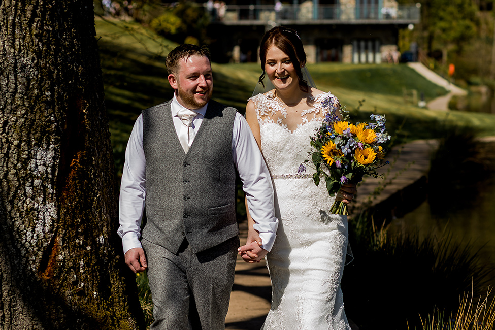 canada lodge wedding - Art by Design Photography