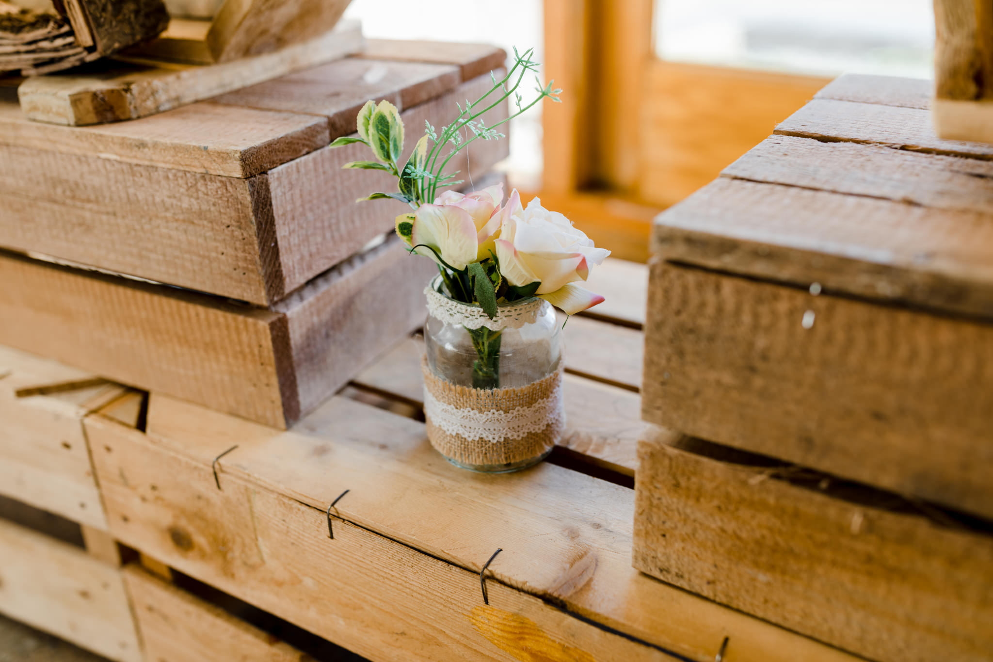 Rosedew Farm wedding Photography-30- Art by Design