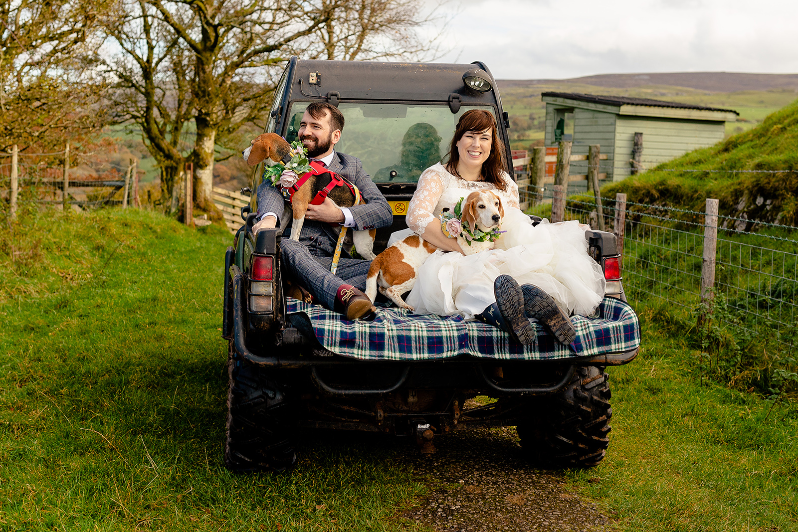 Carreg Cennen Castle and Farm wedding