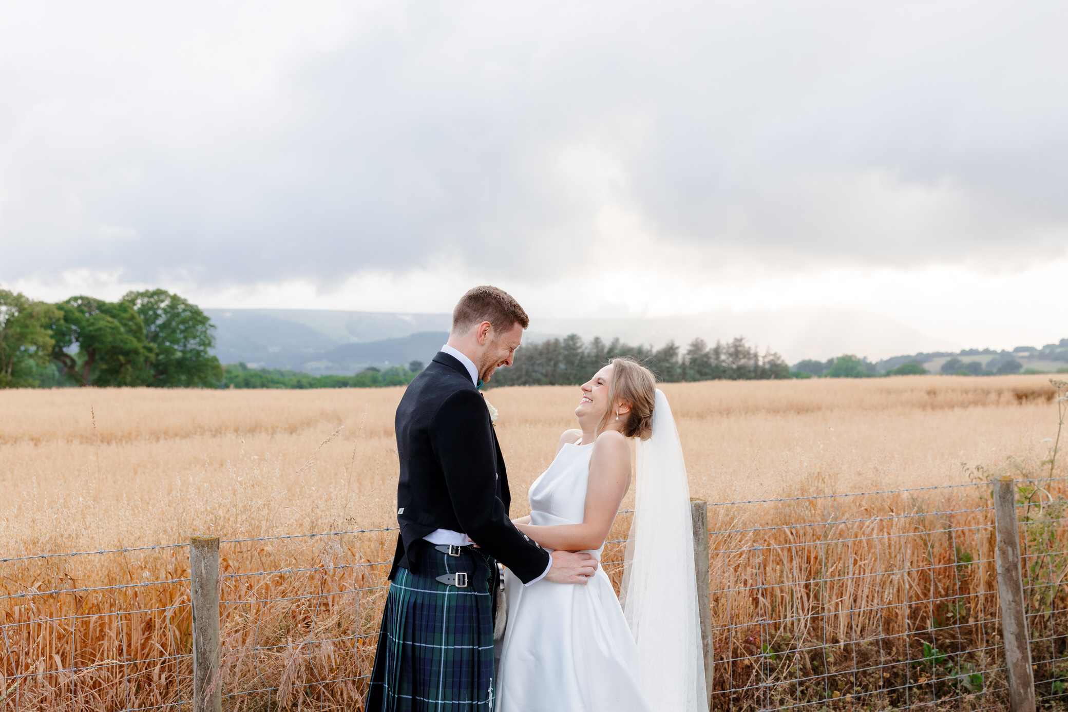 Sant Ffread House Wedding Photographer | Couple 