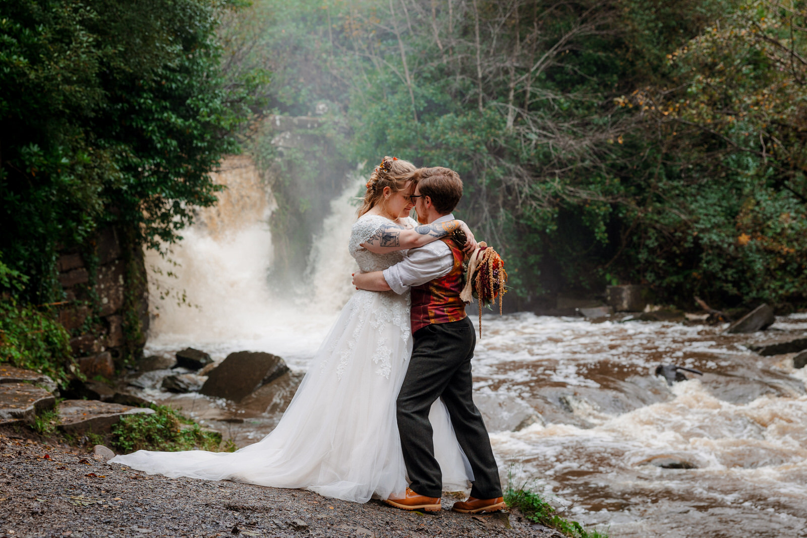 Penllergare Valley Woods Wedding