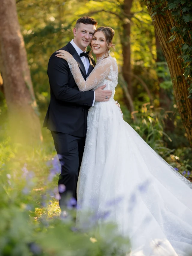 Meet the Connelly’s

Megan and George got married at Fairyhill on Thursday under a beautiful blue sky. The perfect day for an outdoor wedding ceremony (unless your bald and you forgot your suncream 😎)

It was so nice to see so many familiar faces as I photographed George’s mother Miffs wedding a few years ago.

Enjoy these previews from their amazing day

Venue: @fairyhill 
Photographer: Steve @artbydesignphotography 
Hair: @bridal_bysavannah 
MUA: @bymollyrose 
Dress: @evalendel @highsocietybridallounge 

Fairyhill Wedding
Fairyhill Wedding Photographer 
Fairyhill April Wedding

#fairyhillwedding #fairyhillweddingphotographer